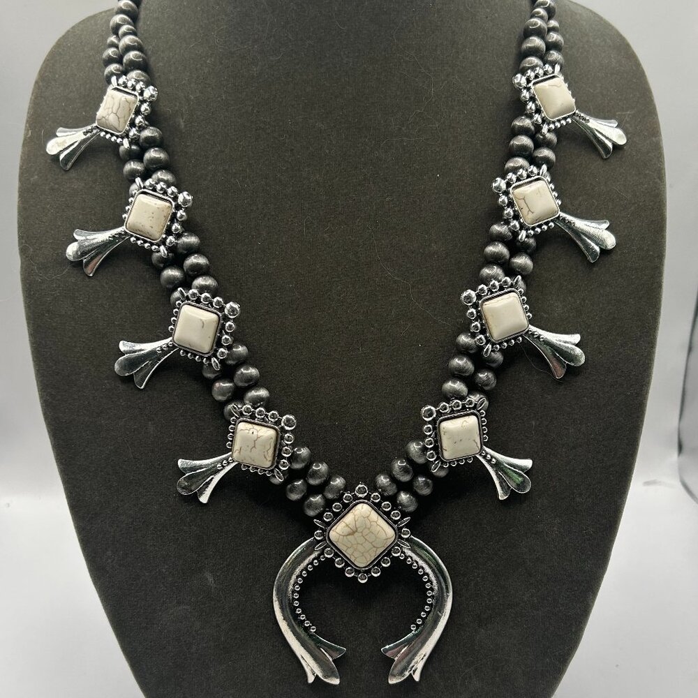 NEW White Howlite, Resin Squash Blossom Necklace (24-28") in Silvertone 36.00